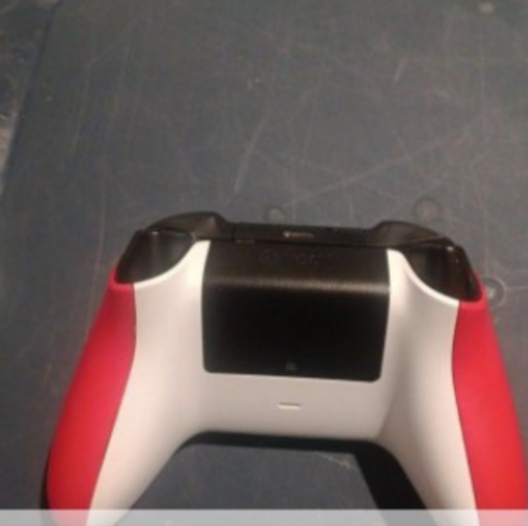 Xbox one controller - Picture 2 of 3